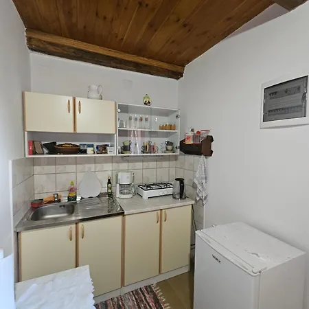 Apartments Kuvarna Cigoc Exterior photo